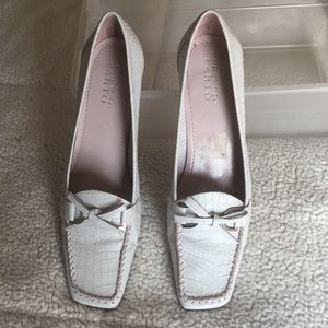 Franco Sarto Croc-leather White pump